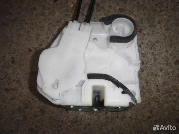 Замок двери задний правый Mitsubishi Asx 4A92 2012