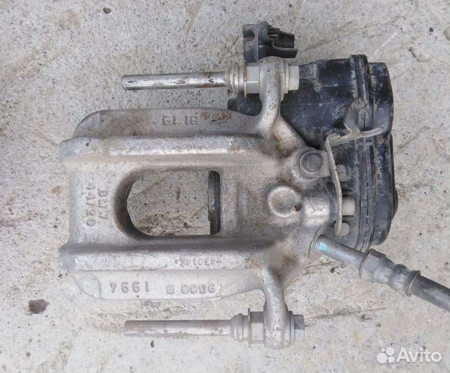 BMW 5 F10 Суппорт Задний Левый Правый тормозной