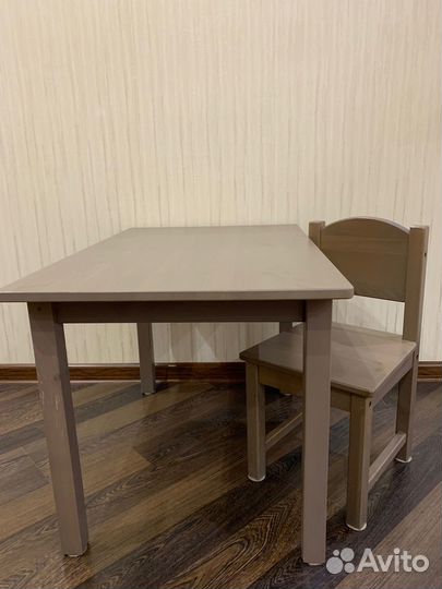 Детский стол и стул IKEA сундвик