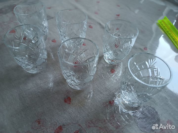 Хрустальные рюмки