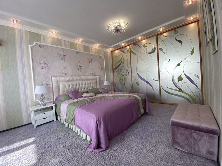 2-к. квартира, 110 м², 11/14 эт.