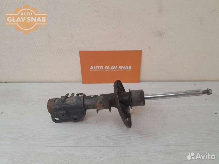 Амортизатор передний правый