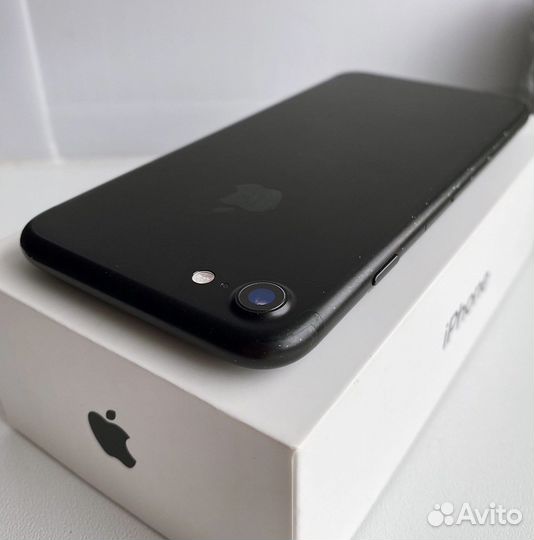 iPhone 7, 128 ГБ