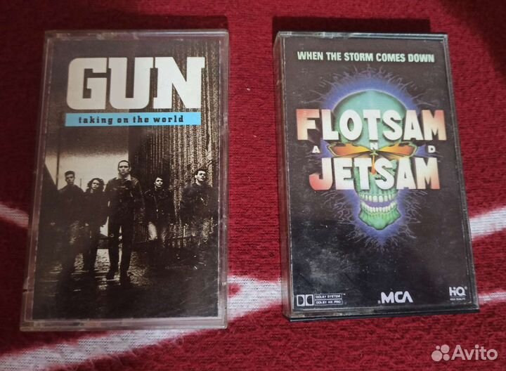 Аудиокассеты с записью,производства USA