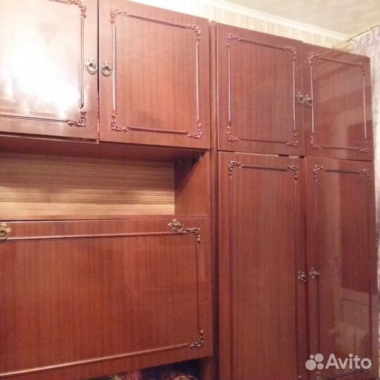 Стенка цвет 