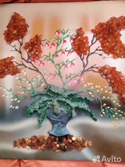 Картина из янтаря