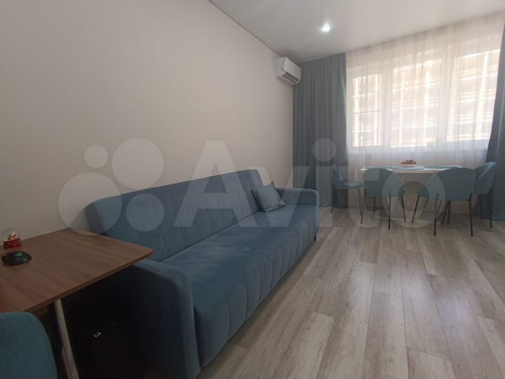 2-к. квартира, 55 м², 9/9 эт.