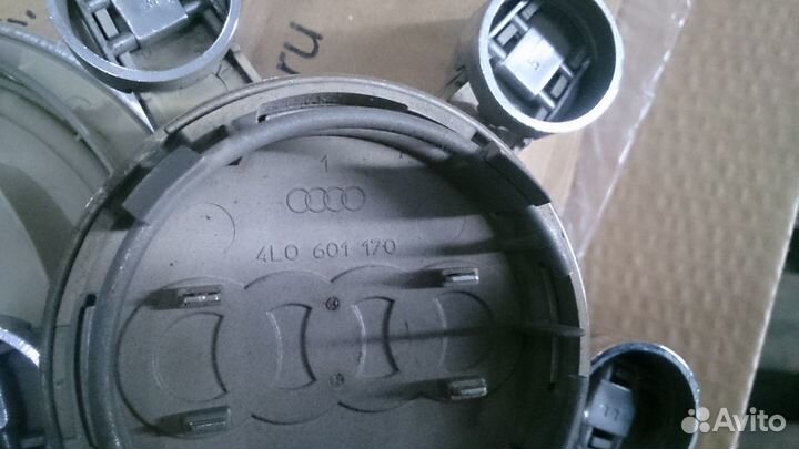 Колпачок для литого диска audi