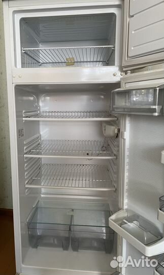 Холодильник бу в рабочем состоянии