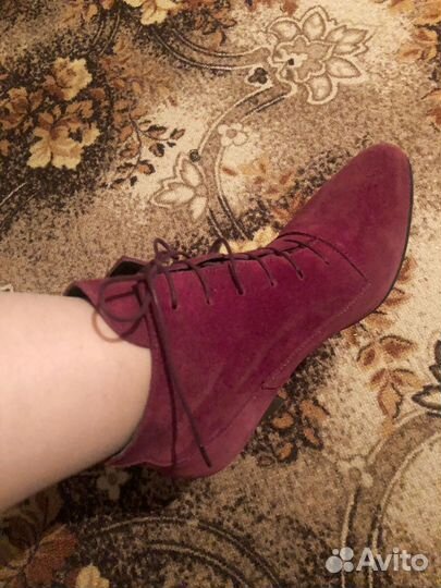 Ботильоны женские 38 размер с острыми носом