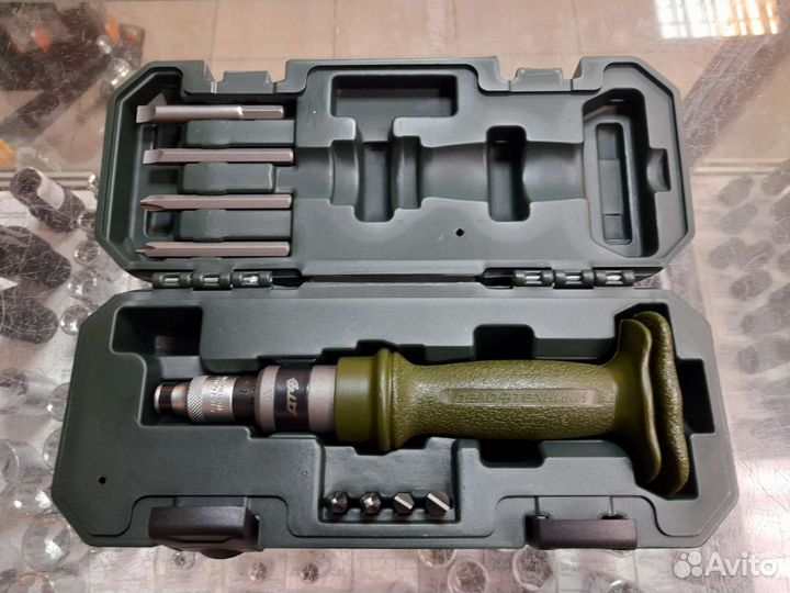 Ударная отвертка с битами Дело Техники 766928