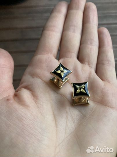 Запонки Louis Vuitton
