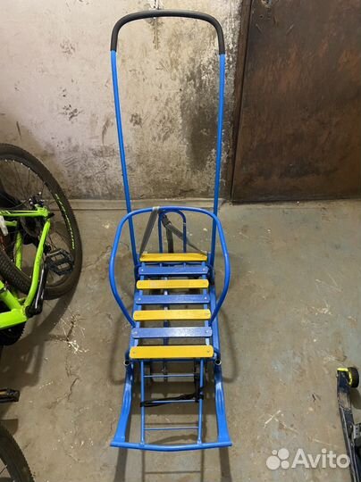 Детские санки на колесах