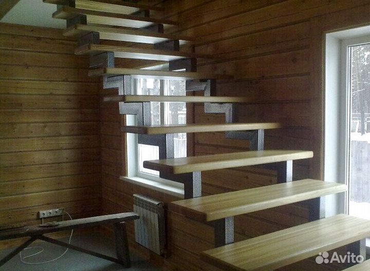 Лестницы с поворотом под ключ