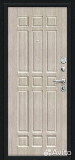 Дверь входная 3х контурная с Зеркалом