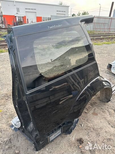 Крыло заднее правое Nissan Pathfinder 3