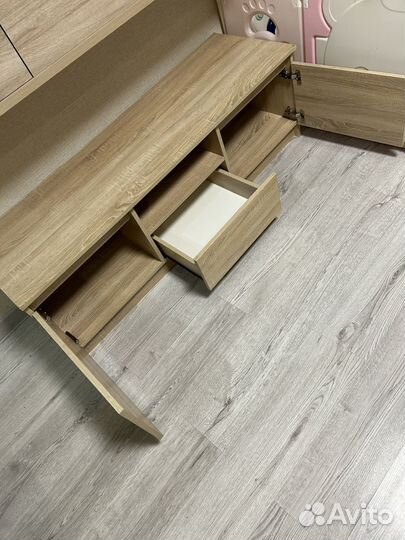 Полка настенная под телевизор бу