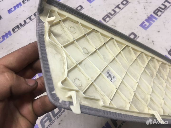 Накладка фонаря стоп-сигнала бмв 730D F01 седан