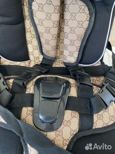 Детское бескаркасное автокресло