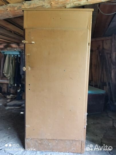 Шкаф металлический для инструментов