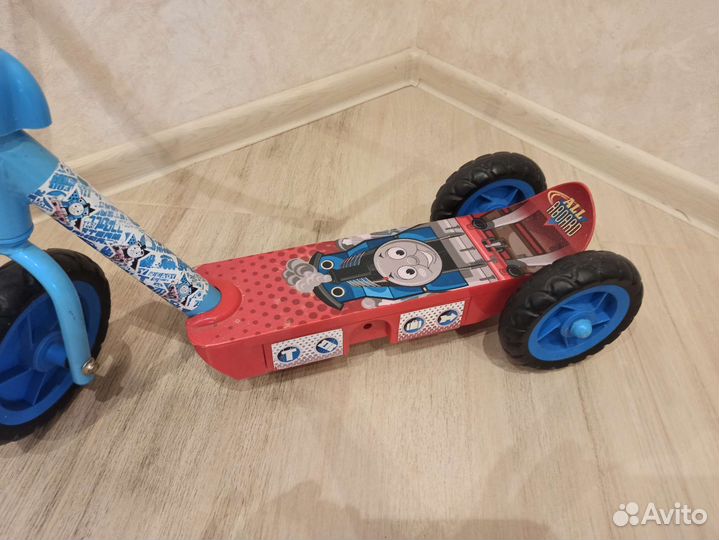 Самокат детский трехколесный