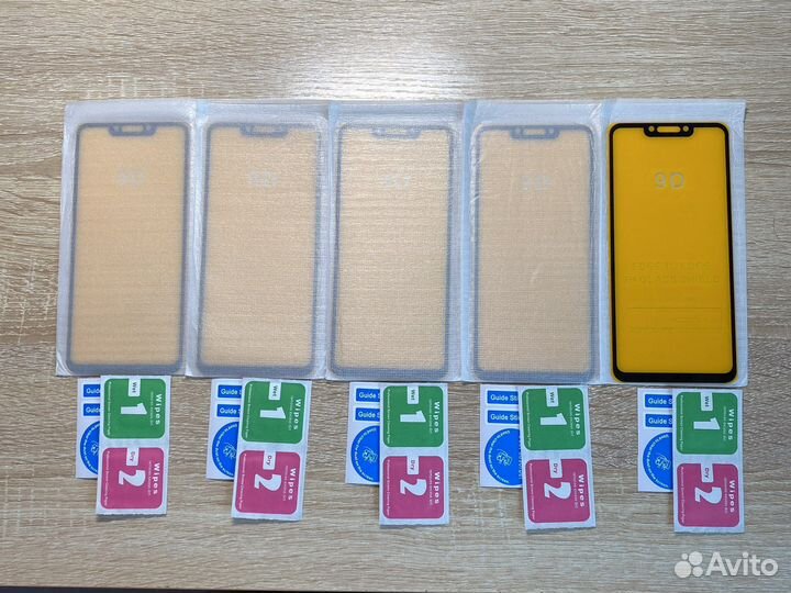 Защитные стекла на Huawei Mate 20 lite