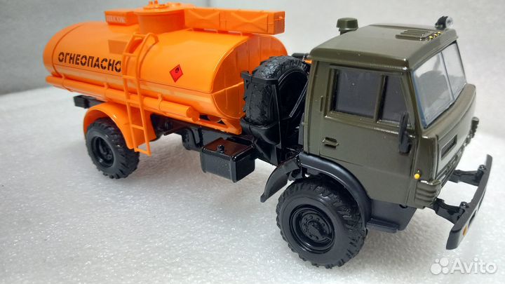 1:43 Камаз-4326 ац
