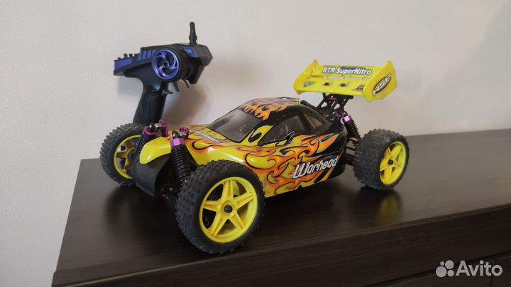 Радиоуправляемая машинка с двс 1/10
