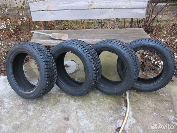 Roadstone Winguard WinSpike 205/55 R16 94T