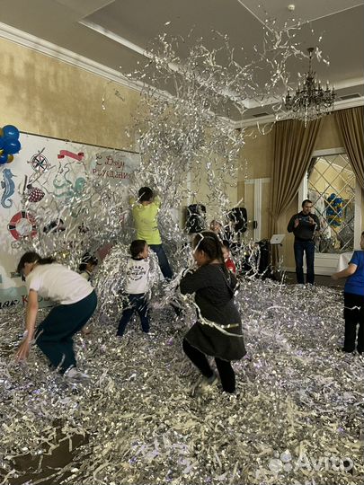 Серебряное шоу фольга