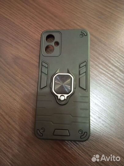 Чехлы на телефон