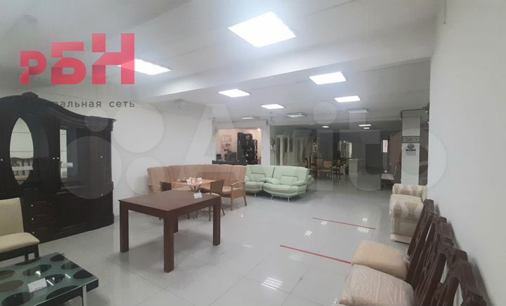 Торговое в ТЦ альтэра, 605 м²