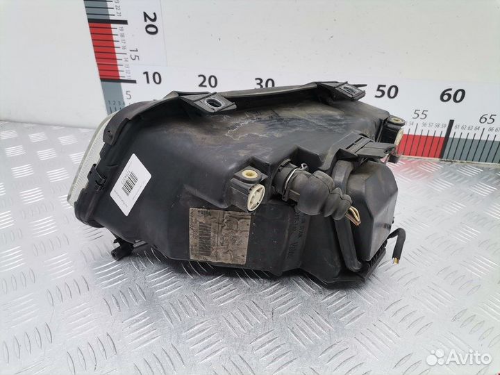 Фара передняя для Audi A4 B5 8D0941004A