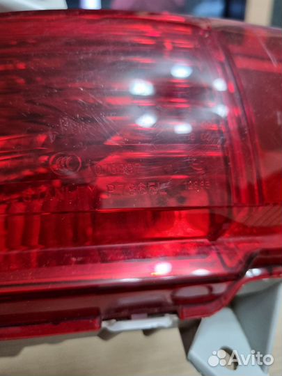 Фонарь задний левый в бампер митсубиси паджеро