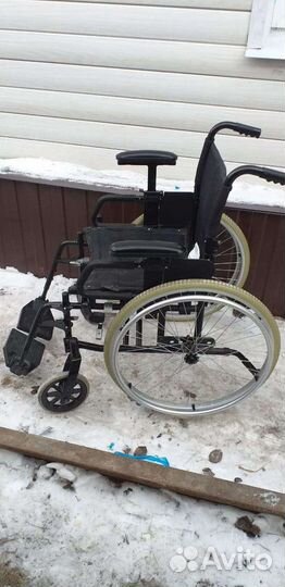 Коляска инвалидная