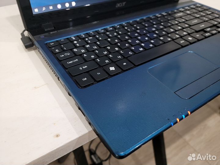 Щустрый ноутбук Acer