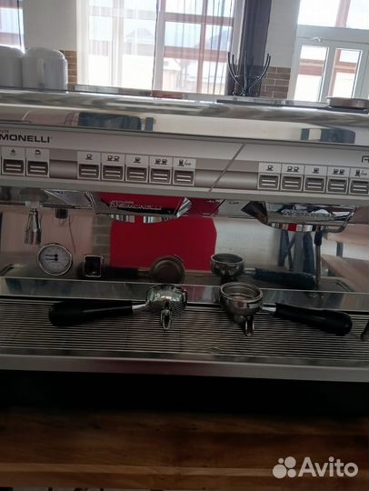 Кофемашина Nuova Simonelli Appia 2