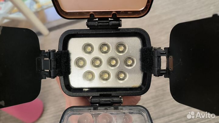 Накамерный свет Comer LED cm-lbps1800