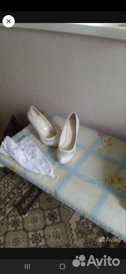 Свадебное платьеб.бу