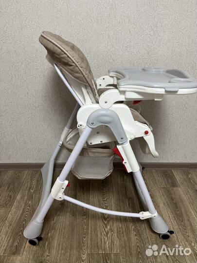 Стульчик для кормления babyton