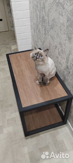 Журнальный столик на колёсах новый