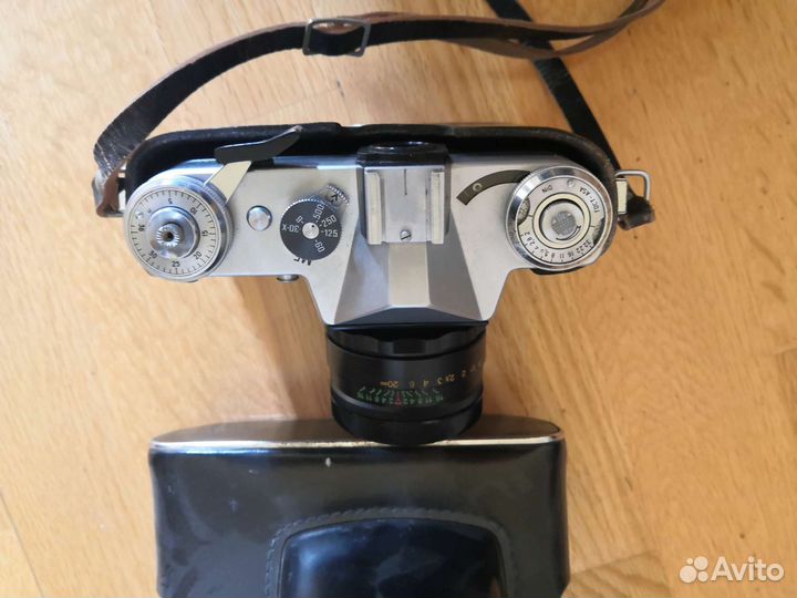 Плёночный фотоаппарат Zenit - E