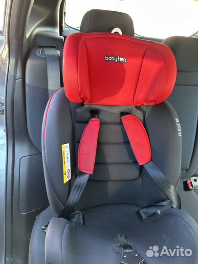 Детское автомобильное кресло