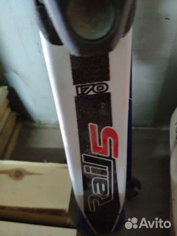 Лыжи с креплениями, палками и маской