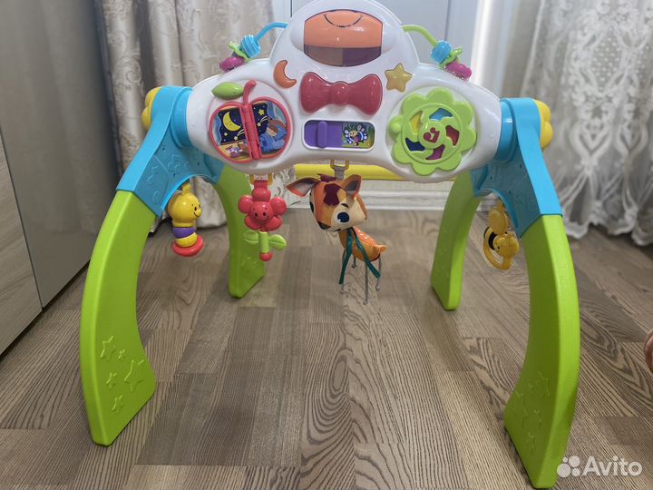 Музыкальная игрушка + Погремушки пакетом