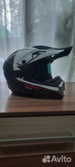 Кроссовый шлем новый