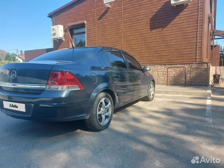 Opel Astra 1.8 AT, 2007, 130 000 км