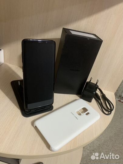 Samsung Galaxy S9 Plus, 4/64 ГБ