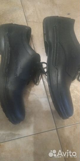 Полуботинки