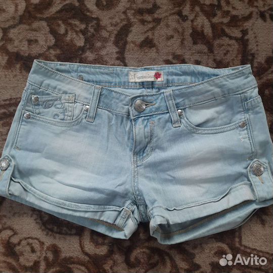 Шорты женские